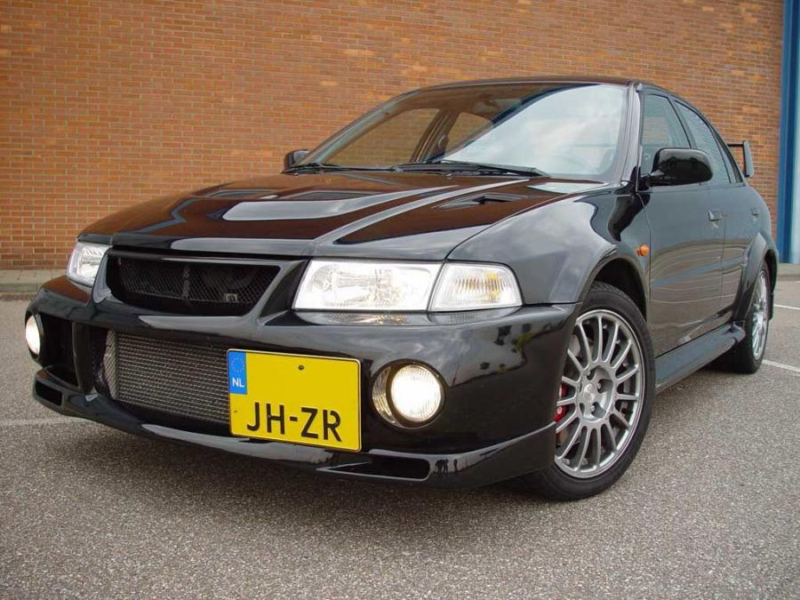  Mitsubishi Lancer Evolution VI 1999 года  (фото 4 из 6)